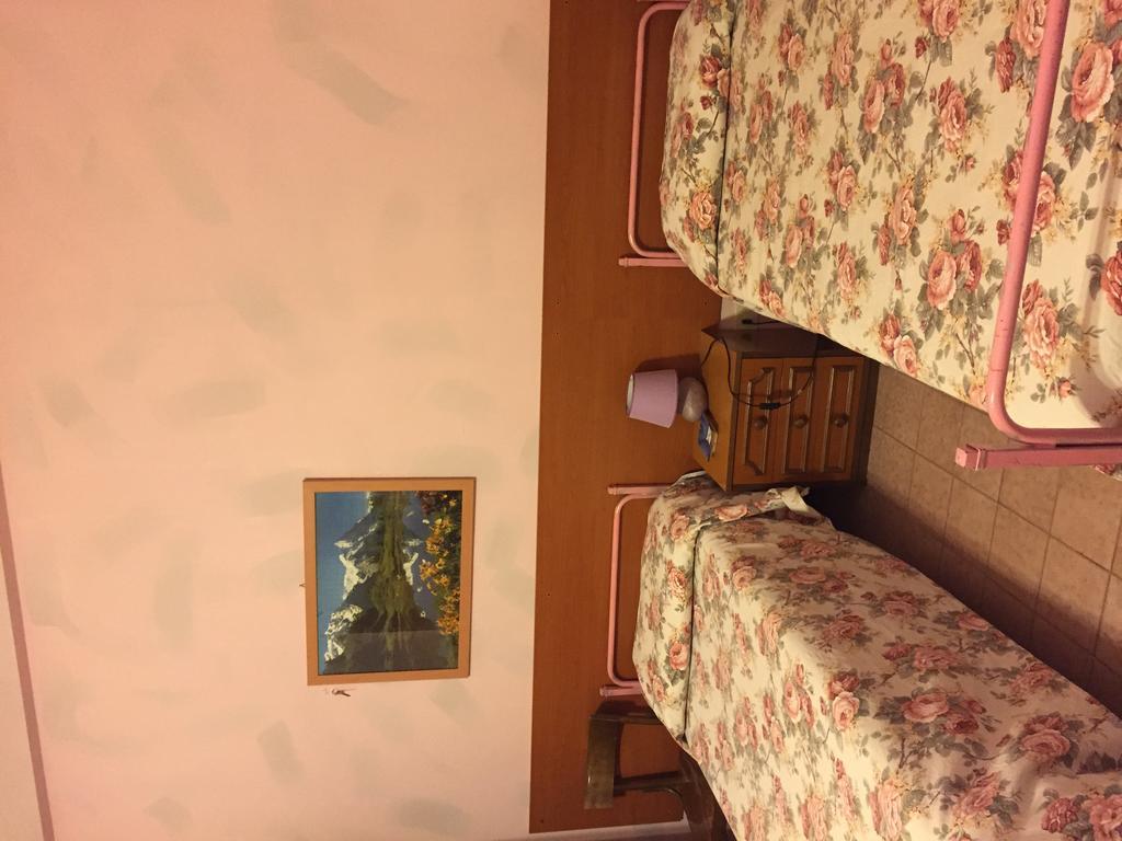 Albergo Anna Ciampino Exterior foto